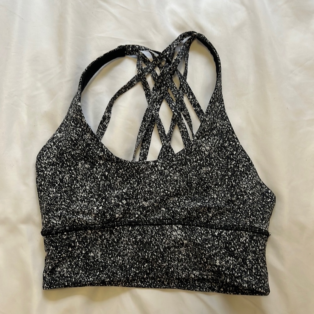 Lululemon sports bra